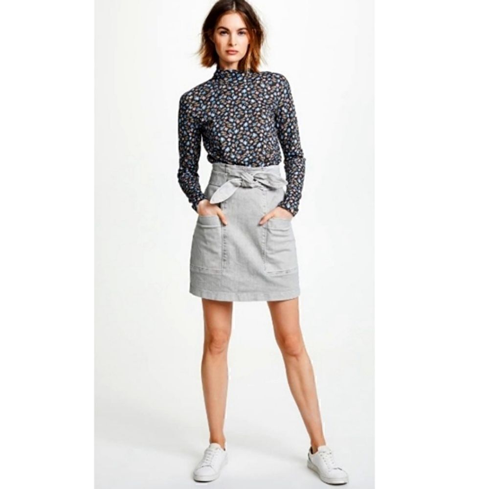 La Vie Rebecca Taylor Tie Front Skirt Size 31 in Gray Denim